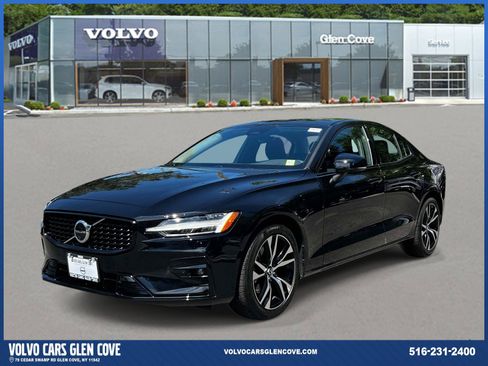 Certified 2024 Volvo S60 B5 Plus w/ Climate Package AWD/4WD image 2