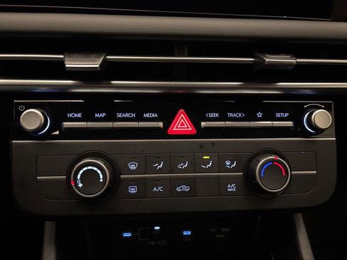 New 2025 Hyundai Santa Cruz SE AWD/4WD image 18