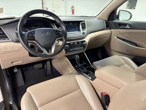 Used 2017 Hyundai Tucson SE Plus image 28