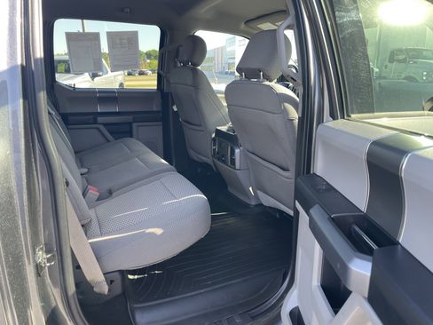 Used 2018 Ford F150 XLT w/ Equipment Group 302A Luxury AWD/4WD image 31