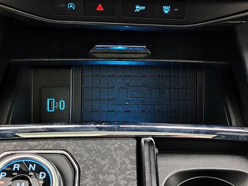 Used 2023 Ford Expedition Limited image 39