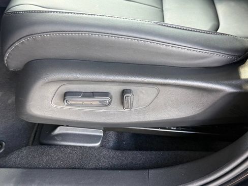 Certified 2026 Acura ADX AWD image 28