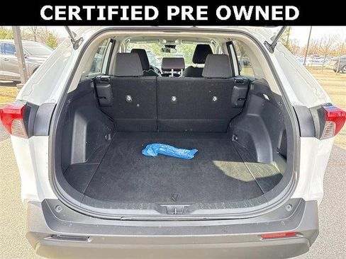 Used 2023 Toyota RAV4 LE image 12