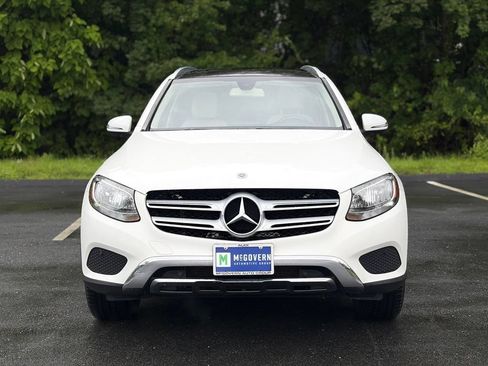 Used 2019 Mercedes-Benz GLC 300 4MATIC image 9