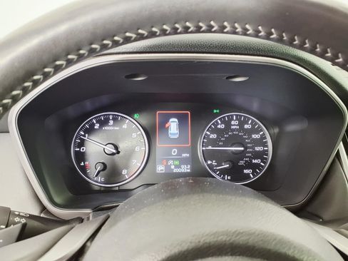 Used 2025 Subaru Outback Touring AWD/4WD image 18