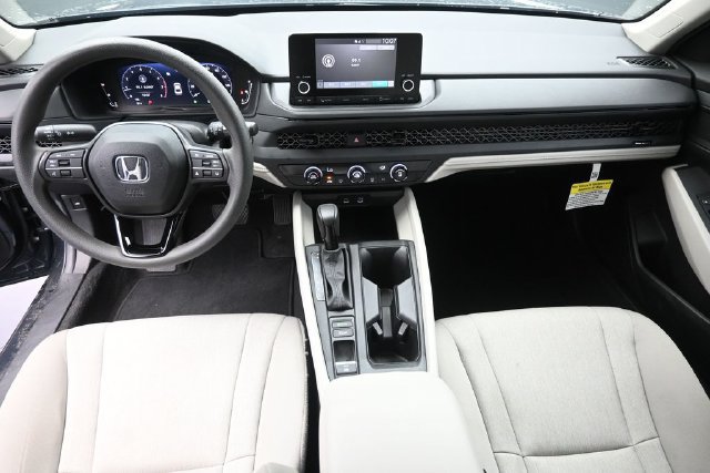 Certified 2025 Honda Accord LX image 2