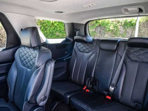 Used 2021 Hyundai Palisade Limited w/ Cargo Package FWD image 19
