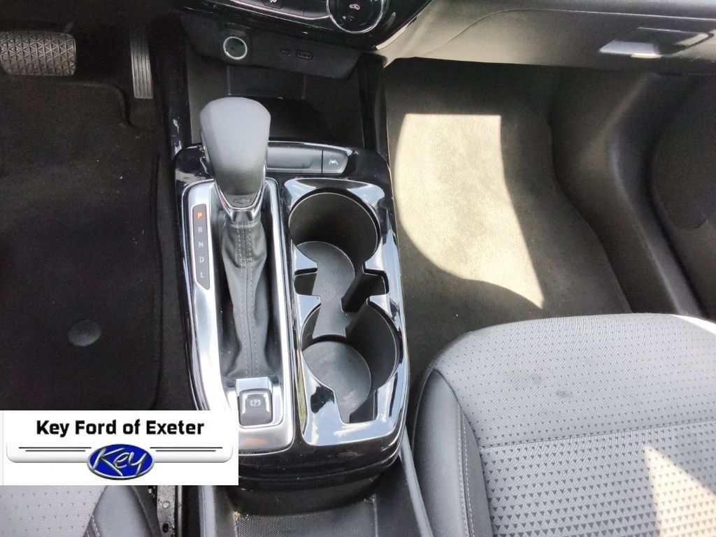 Used 2025 Chevrolet Trax LT FWD image 30