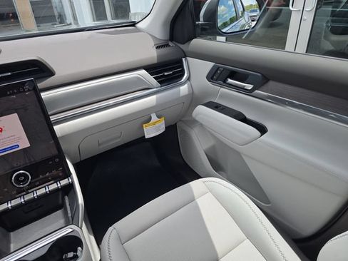 New 2026 GMC Terrain Denali AWD/4WD image 14