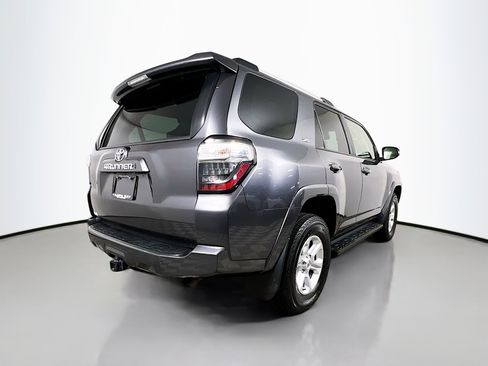 Used 2023 Toyota 4Runner SR5 Premium image 4