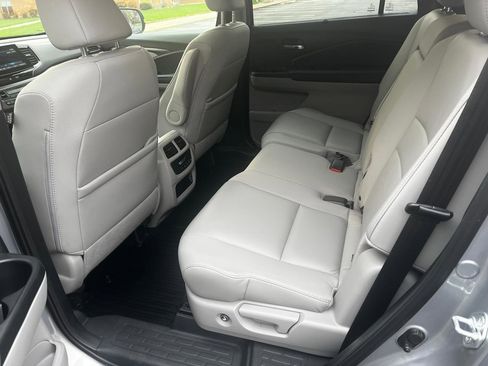 Used 2022 Honda Pilot Special Edition image 10