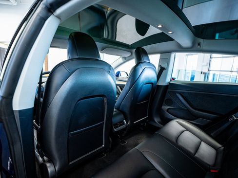 Used 2023 Tesla Model 3 Standard Range image 44