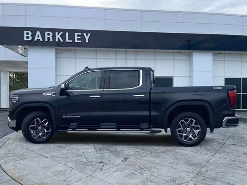 Certified 2022 GMC Sierra 1500 SLT w/ SLT Premium Plus Package image 6