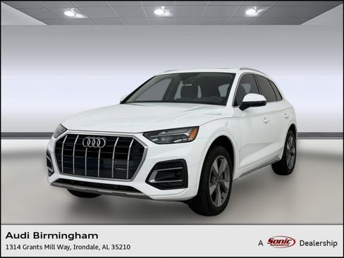 Used 2023 Audi Q5 2.0T Premium w/ Convenience Package AWD/4WD image 1