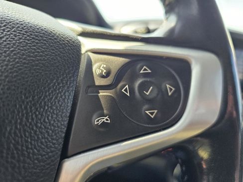 Used 2020 GMC Terrain SLT w/ Preferred Package image 11