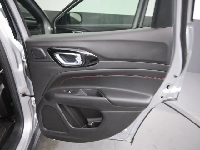 Used 2024 Jeep Compass Trailhawk w/ Sun and Sound Group AWD/4WD image 14
