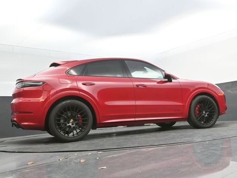Used 2023 Porsche Cayenne GTS image 36