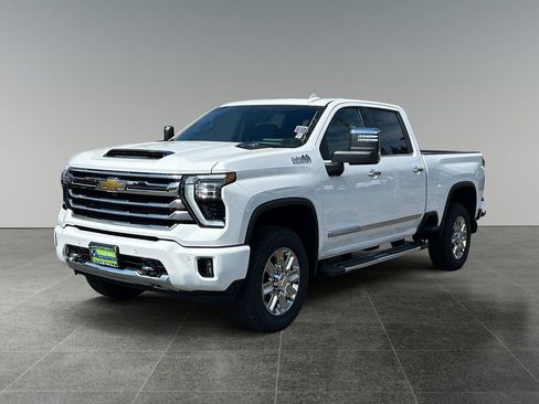 New 2026 Chevrolet Silverado 3500 High Country w/ High Country Premium Package AWD/4WD image 3