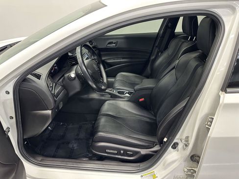 Used 2019 Acura ILX FWD image 11