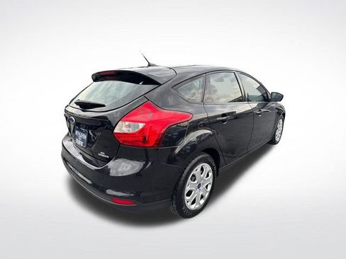 Used 2012 Ford Focus SE FWD image 5