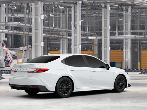 New 2026 Toyota Camry Hybrid AWD/4WD image 12