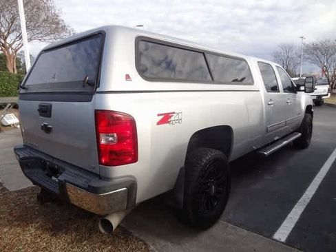 Used 2011 Chevrolet Silverado 2500 LTZ w/ LTZ Plus Package image 4