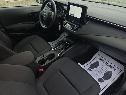 Used 2024 Toyota Corolla LE FWD image 17