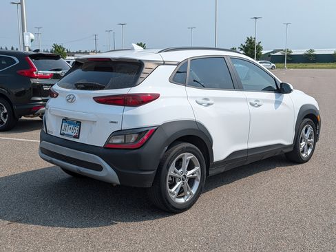 Used 2023 Hyundai Kona SEL w/ Cargo Package AWD/4WD image 4