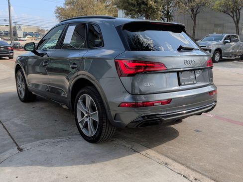 Certified 2025 Audi Q5 2.0T Premium w/ Convenience Plus Package image 8