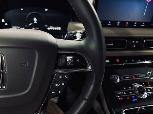 Used 2022 Lincoln Nautilus Reserve image 29