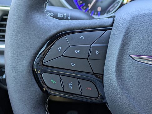 New 2026 Chrysler Pacifica Select w/ S Appearance Package image 28