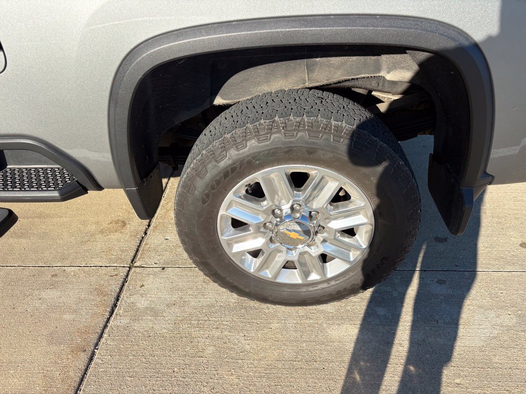 Used 2024 Chevrolet Silverado 3500 High Country w/ High Country Premium Package AWD/4WD image 38