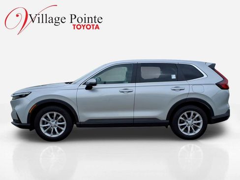 Used 2024 Honda CR-V EX image 2