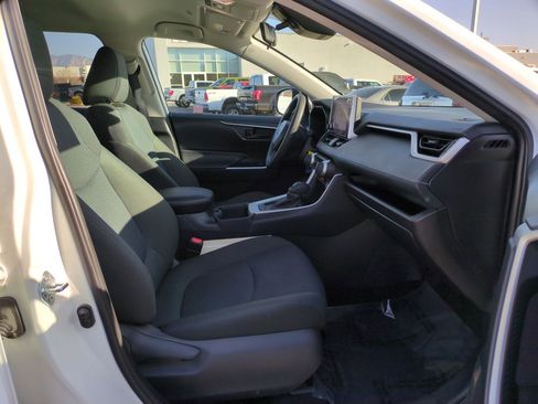 Used 2024 Toyota RAV4 LE image 29
