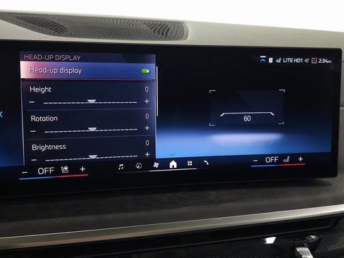 Used 2026 BMW X7 xDrive40i w/ Premium Package image 16