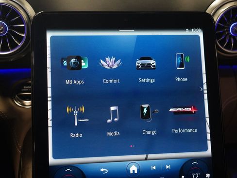 Used 2025 Mercedes-Benz SL 63 AMG S e Performance 4MATIC image 30