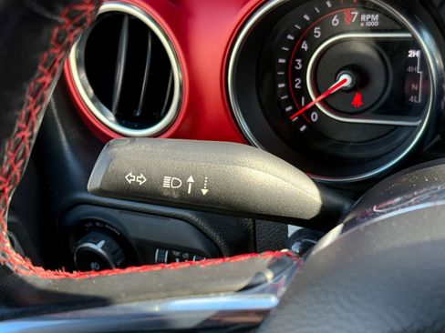 Used 2021 Jeep Wrangler Unlimited Rubicon w/ Xtreme Recon 35" Tire Package image 27