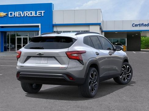New 2026 Chevrolet Trax RS w/ Driver Confidence Package FWD image 4