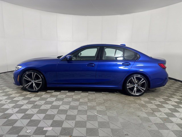 Used 2019 BMW 330i xDrive Sedan w/ M Sport Package AWD/4WD image 4
