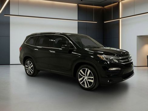 Used 2017 Honda Pilot Elite image 7