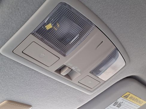 Used 2012 MAZDA MAZDA3 i Touring image 26