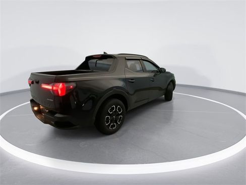 Used 2023 Hyundai Santa Cruz SEL Premium image 4