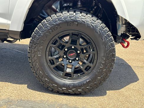 Used 2021 Toyota 4Runner TRD Pro AWD/4WD image 5