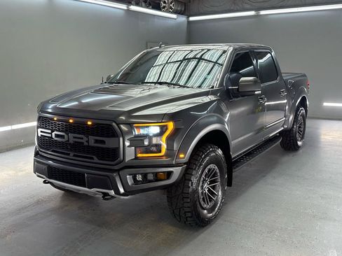 Used 2019 Ford F150 Raptor w/ Equipment Group 802A Luxury AWD/4WD image 3