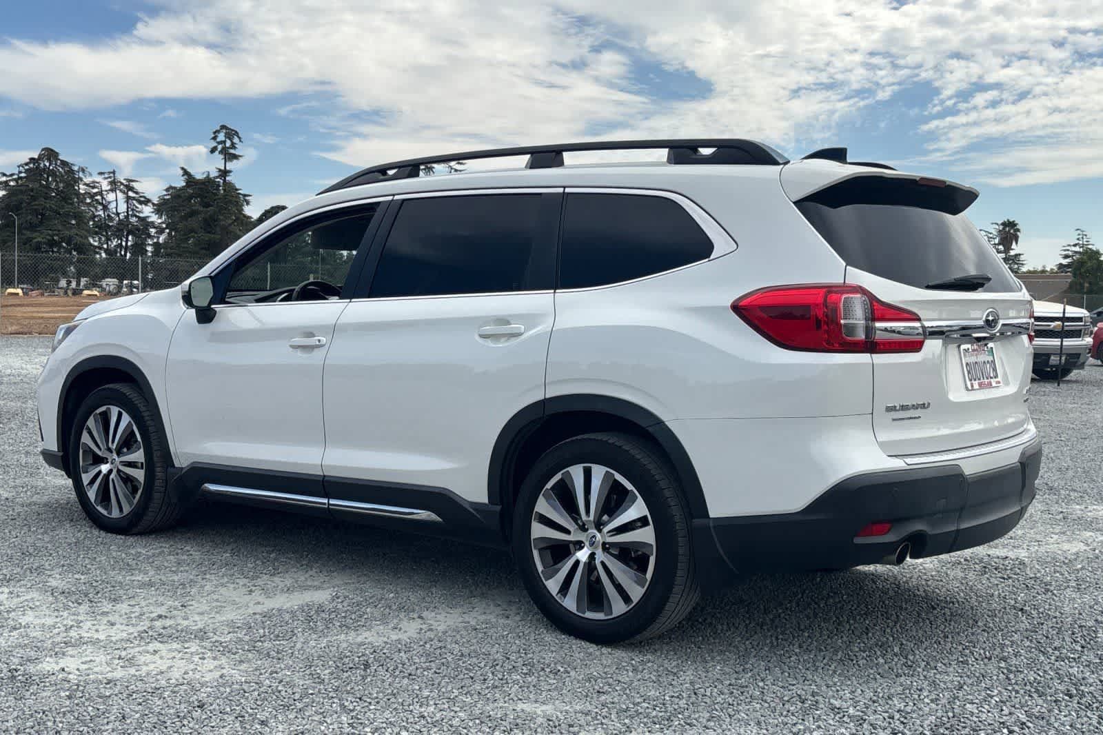 Used 2021 Subaru Ascent Limited w/ Technology Package AWD/4WD image 7