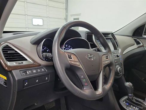 Used 2017 Hyundai Santa Fe Sport AWD/4WD image 21