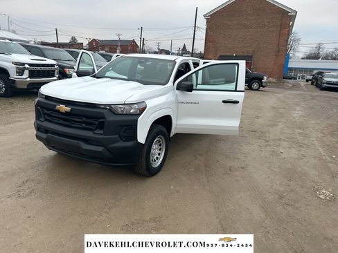 Used 2025 Chevrolet Colorado W/T image 20