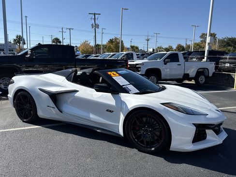 Used 2023 Chevrolet Corvette Z06 image 40