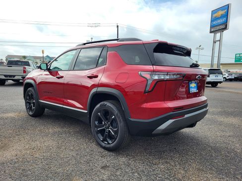 New 2026 Chevrolet Equinox LT FWD image 3