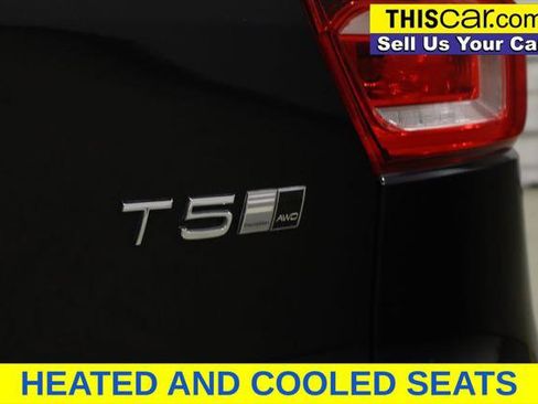 Used 2020 Volvo XC40 T5 Inscription w/ Protection Package Premier AWD/4WD image 12